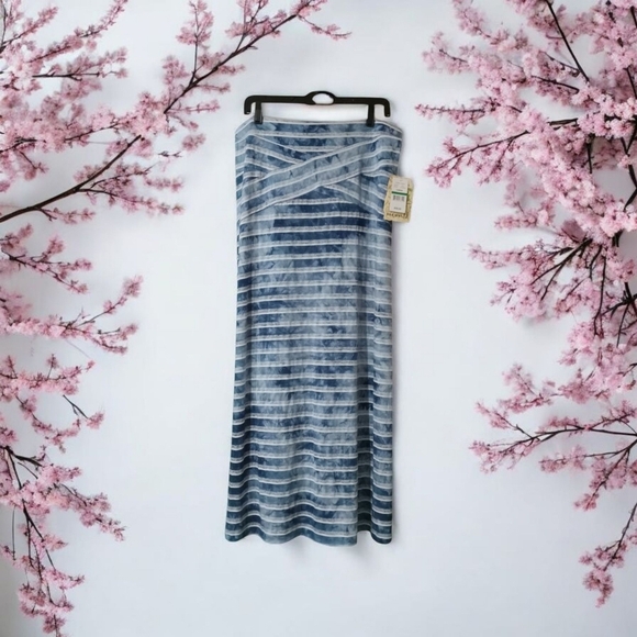 ONE WORLD Dresses & Skirts - ONE WORLD WOMEN'S MAXI SKIRT SIZE LG. NWT FLORAL FUSION COLOR: NAVY